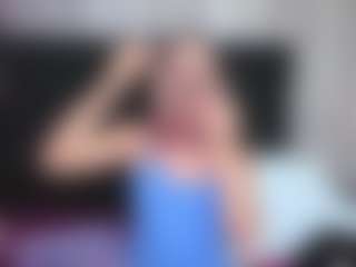 Alicee-Moonn's Live Sex Cam Show