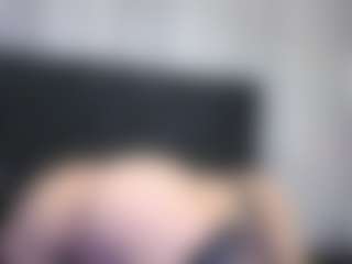 Live cam show with Alicee-Moonn - Brown Eyes on sexylive.show