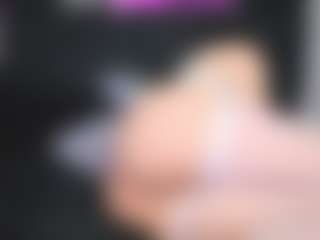 Live cam show with Alicee-Moonn - Cumshot on Camsoda