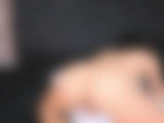 Alicee-Moonn's Live Sex Cam Show
