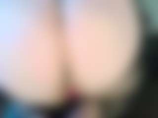 Live cam show with AmeliaCharm - Thick on Free Soda