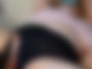 Live cam show with AmeliaCharm - Toes on madthumbs