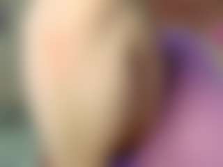 Live cam show with AmeliaCharm - Foot Fetish Blonde Hair on dropp.cam