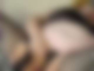 Live cam show with AmeliaCharm - Eating Pussy on Dare Cams