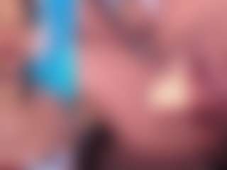 Live cam show with GinaKurt - Amateur on Camsoda