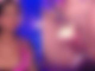Live cam show with GinaKurt - Ebony on TeamSkeetLive