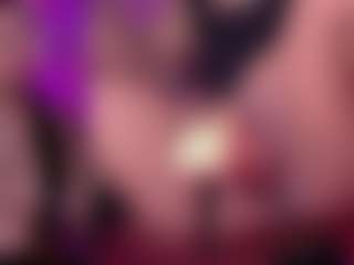 GinaKurt's Live Sex Cam Show