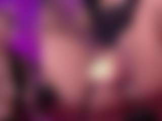 GinaKurt's Live Sex Cam Show