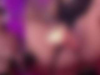 GinaKurt's Live Sex Cam Show