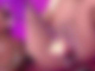 GinaKurt's Live Sex Cam Show