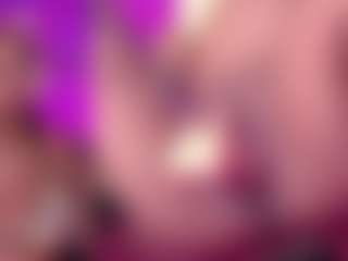 Live cam show with GinaKurt - Ebony on Hubzter Live