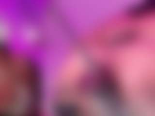 Live cam show with GinaKurt - Amateur on Dolls Live