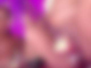 Live cam show with GinaKurt - Ebony on CamClone