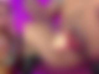 Live cam show with GinaKurt - Ebony Small Tits on Camiplay Live