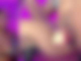 Live cam show with GinaKurt - Dildo on CamClone