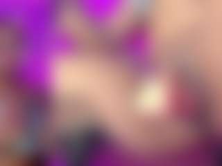 Live cam show with GinaKurt - Bedroom on crypto-cams