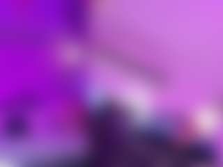 Live cam show with GinaKurt - Flashing on AdultVida.com