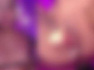 GinaKurt's Live Sex Cam Show