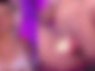 Live cam show with GinaKurt - Ebony Small Tits on sexylive.show