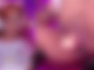 Live cam show with GinaKurt - Ebony on Chatstar | colombia