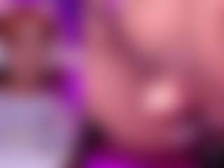 GinaKurt's Live Sex Cam Show