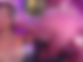 Live cam show with GinaKurt - Average on SpankPalCams