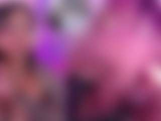 Live cam show with GinaKurt - College Teen (18+) on CamClone