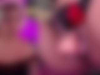 Live cam show with GinaKurt - Fuck Machine on StripNow