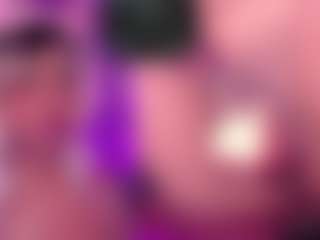 GinaKurt's Live Sex Cam Show