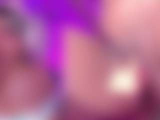 Live cam show with GinaKurt - Average on sexylive.show