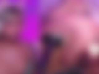 GinaKurt's Live Sex Cam Show