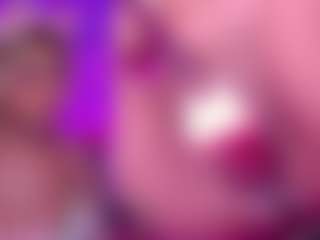Live cam show with GinaKurt - Flashing on fapnchat