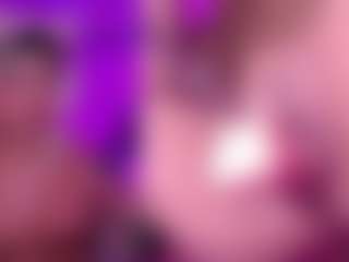 Live cam show with GinaKurt - Flashing on TottyGirls