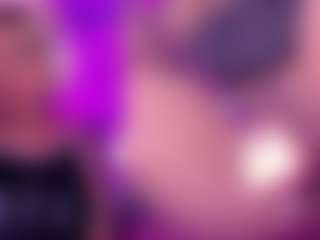 Live cam show with GinaKurt - College Latina on Camsoda | colombia