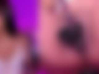 Live cam show with GinaKurt - Flashing on StripNow