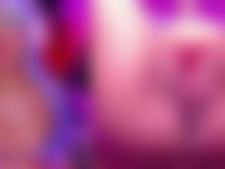 Live cam show with GinaKurt - Average on CamClone