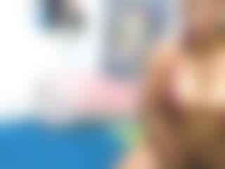 Live cam show with NaughtyMilfxox - Upskirt on CSO-WL