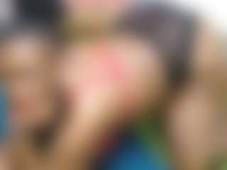NaughtyMilfxox's Live Sex Cam Show
