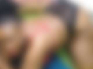 NaughtyMilfxox's Live Sex Cam Show