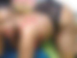 NaughtyMilfxox's Live Sex Cam Show