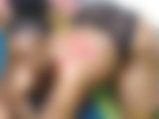 NaughtyMilfxox's Live Sex Cam Show