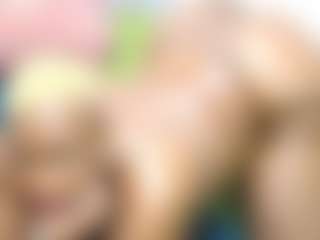 NaughtyMilfxox's Live Sex Cam Show