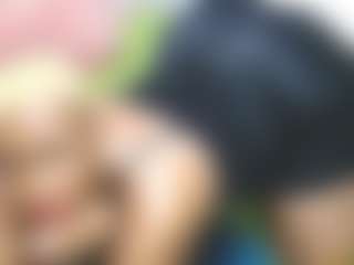 NaughtyMilfxox's Live Sex Cam Show