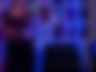 riley-sanders's Live Sex Cam Show