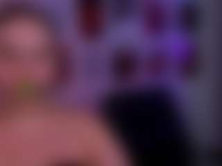 Live cam show with riley-sanders - White on Nude Live Now