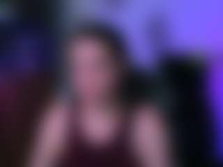 Live cam show with riley-sanders - Brown Eyes on chickslive.net