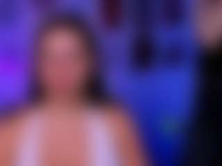 Live cam show with riley-sanders - Granny Lovense on 1on1-livenow