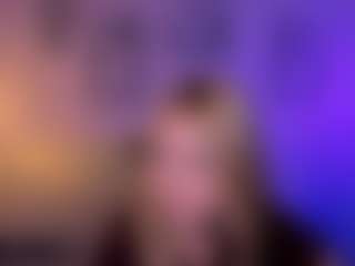 Live cam show with riley-sanders - Granny Brown Hair on Camsoda
