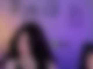 Live cam show with riley-sanders - Shaved Pussy Mature on Camsoda