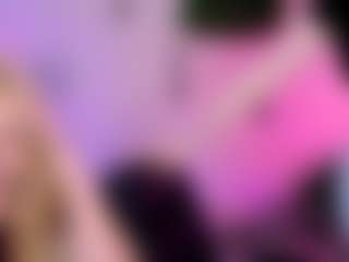 riley-sanders's Live Sex Cam Show